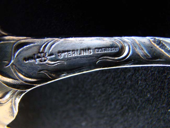 A lovely American sterling silver serving spoon circa 1901 — image 3